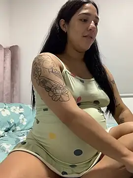 Amandanauty online show from February 2025 05:11:02 PM