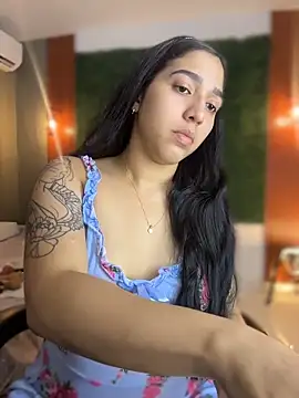 Snapshot of Amandanauty chatting on February 2026 04:11:01 AM Amandanauty online show from February 2026 04:11:01 AM