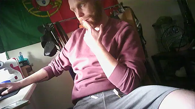 Gingerguyxl29 online show from October 2025 11:55:02 AM