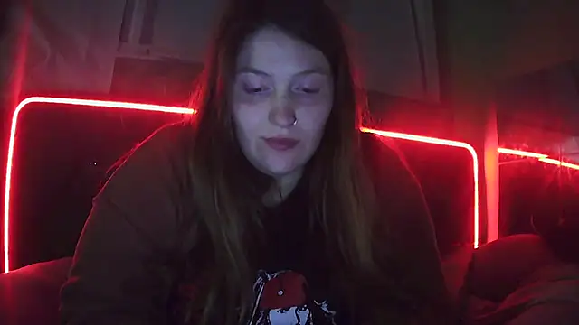 Snapshot of Angelk43 chatting on May 2026 05:12:02 AM Angelk43 online show from May 2026 05:12:02 AM