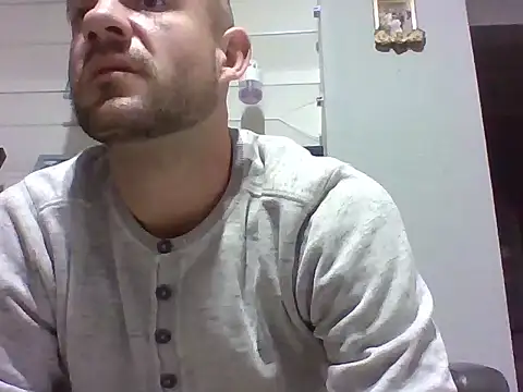 aroj95 online show from November 2025 03:01:01 PM