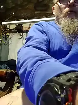 Snapshot of Kevinmc1d chatting on October 2025 06:30:01 PM Kevinmc1d online show from October 2025 06:30:01 PM