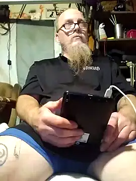 Snapshot of Kevinmc1d chatting on October 2025 06:57:01 AM Kevinmc1d online show from October 2025 06:57:01 AM