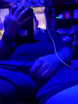 Snapshot of Kevinmc1d chatting on November 2025 04:13:02 AM Kevinmc1d online show from November 2025 04:13:02 AM