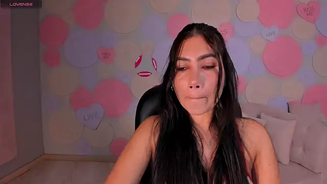 Snapshot of MarieJaneX chatting on January 2025 10:48:02 AM MarieJaneX online show from January 2025 10:48:02 AM