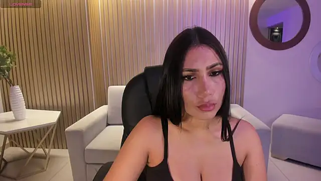 Snapshot of MarieJaneX chatting on January 2025 10:55:01 AM MarieJaneX online show from January 2025 10:55:01 AM