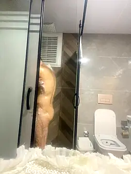 Snapshot of Emre-34 chatting on November 2025 01:44:01 PM Emre-34 online show from November 2025 01:44:01 PM