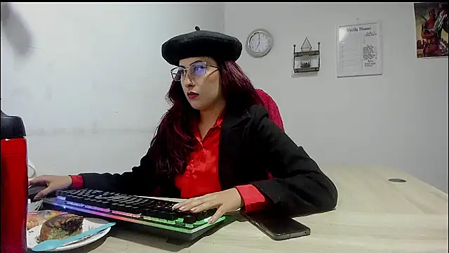 Snapshot of Scarlett_Sen chatting on March 2025 12:55:01 PM Scarlett Sen online show from March 2025 12:55:01 PM