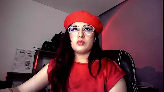 Snapshot of Scarlett_Sen chatting on September 2025 03:23:02 PM Scarlett Sen online show from September 2025 03:23:02 PM