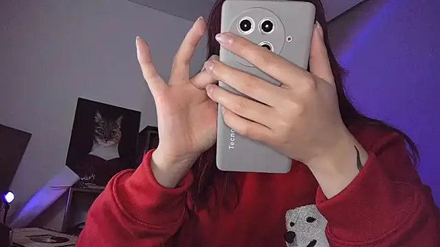 Snapshot of Scarlett_Sen chatting on September 2025 02:22:01 PM Scarlett Sen online show from September 2025 02:22:01 PM