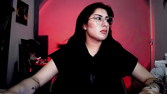 Snapshot of Scarlett_Sen chatting on November 2025 02:17:01 PM Scarlett Sen online show from November 2025 02:17:01 PM