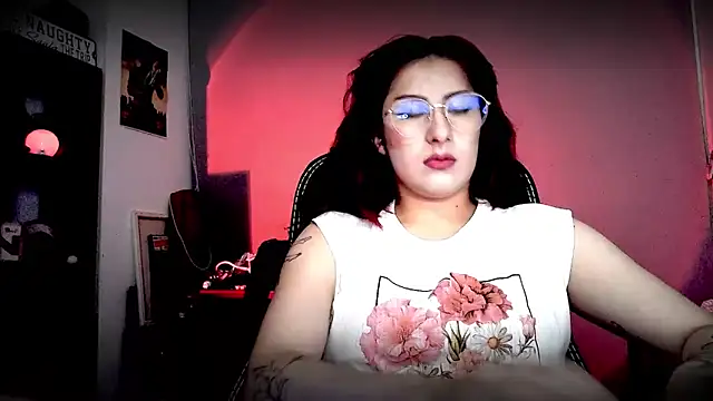 Snapshot of Scarlett_Sen chatting on December 2025 01:27:01 PM Scarlett Sen online show from December 2025 01:27:01 PM