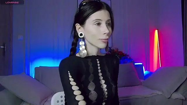 Snapshot of Your_Nicolett chatting on December 2024 03:25:02 AM Your Nicolett online show from December 2024 03:25:02 AM
