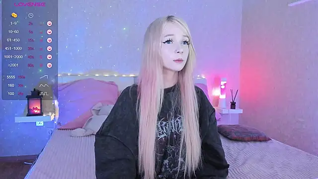 Misty Shadow online show from February 2025 07:03:01 PM