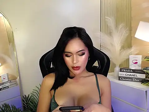 Snapshot of HeavenlyStar chatting on January 2025 08:45:01 PM HeavenlyStar online show from January 2025 08:45:01 PM