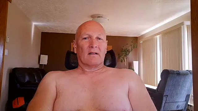Snapshot of BasicAnt chatting on June 2026 02:48:02 PM BasicAnt online show from June 2026 02:48:02 PM