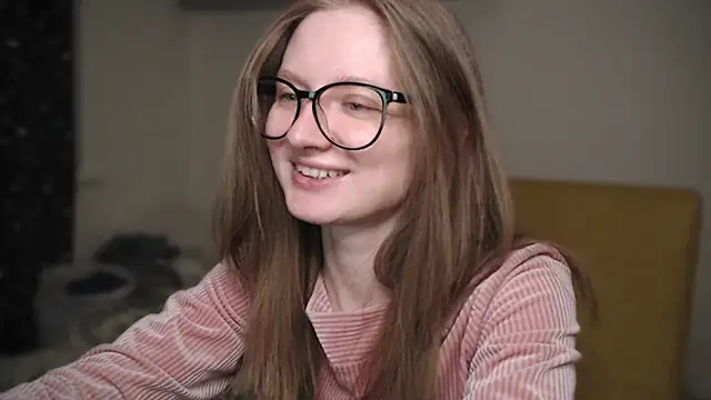 mollytuck online show from February 2025 01:46:01 PM