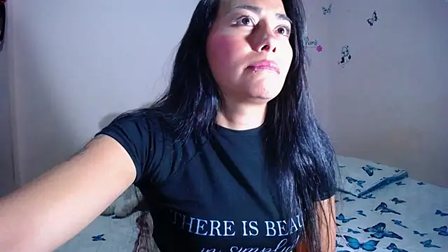 Snapshot of hanna_girl21 chatting on February 2026 01:45:01 AM hanna girl21 online show from February 2026 01:45:01 AM