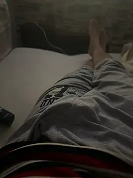 Snapshot of MAHKE12 chatting on October 2025 11:03:01 PM MAHKE12 online show from October 2025 11:03:01 PM