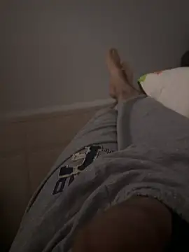 Snapshot of MAHKE12 chatting on October 2025 12:57:01 AM MAHKE12 online show from October 2025 12:57:01 AM