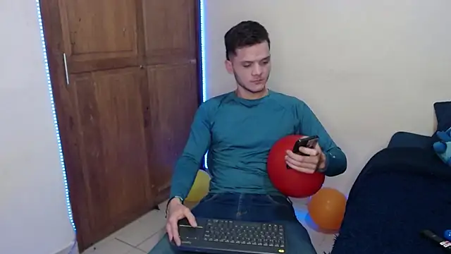 Snapshot of ramseesh chatting on September 2025 12:27:02 AM ramseesh online show from September 2025 12:27:02 AM