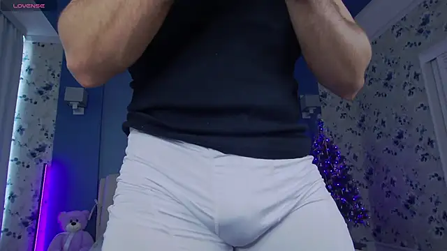 Snapshot of Arilas_ chatting on December 2024 07:40:02 AM Arilas online show from December 2024 07:40:02 AM