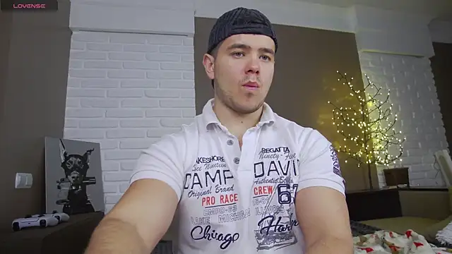 Snapshot of Arilas_ chatting on December 2024 07:33:02 AM Arilas online show from December 2024 07:33:02 AM