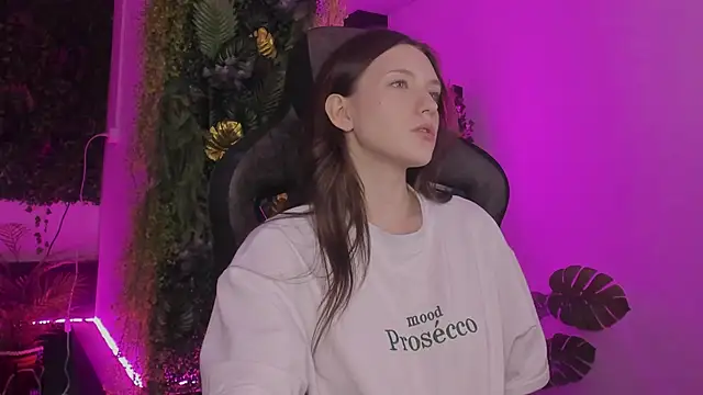 JennyDens online show from February 2026 05:25:01 PM