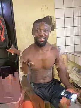 Snapshot of vannycov chatting on September 2025 10:42:01 AM vannycov online show from September 2025 10:42:01 AM