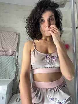  CurlySue  online show from February 2025 06:22:01 AM