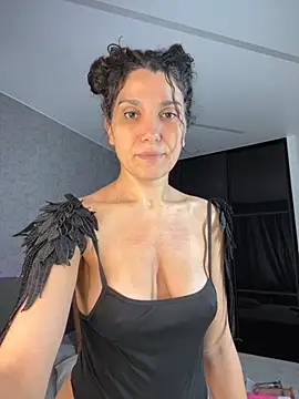  CurlySue  online show from September 2025 10:31:02 AM