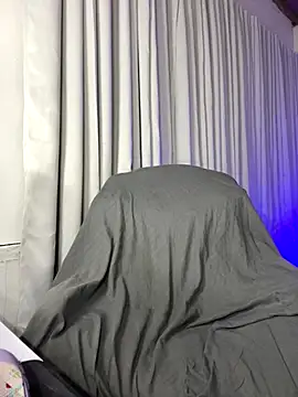 Snapshot of SweetCheska19 chatting on September 2025 09:04:02 PM SweetCheska19 online show from September 2025 09:04:02 PM