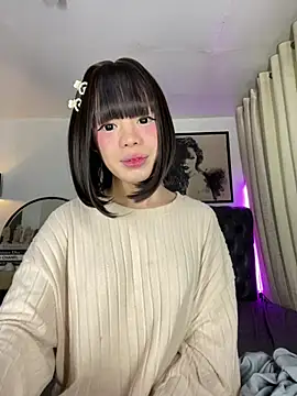 SweetCheska19 online show from July 2026 04:44:01 PM