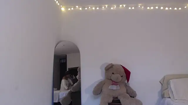 ValienteGirl  online show from March 2026 10:01:01 PM