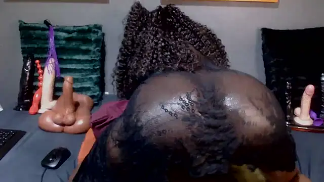 DarkNSpicy4U online show from October 2025 01:37:02 AM