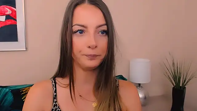 Snapshot of NatalieSexy chatting on May 2026 06:11:02 AM NatalieSexy online show from May 2026 06:11:02 AM