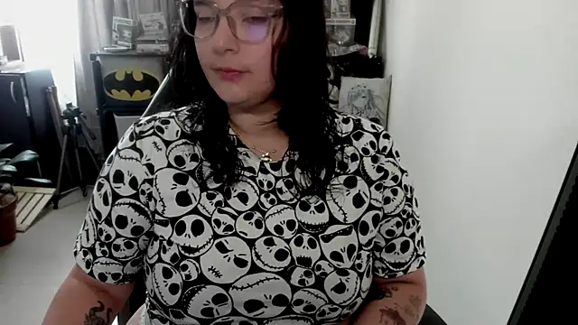 aika-dreams online show from March 2026 01:51:01 PM