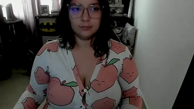 Snapshot of aika-dreams chatting on May 2026 04:04:02 PM aika-dreams online show from May 2026 04:04:02 PM