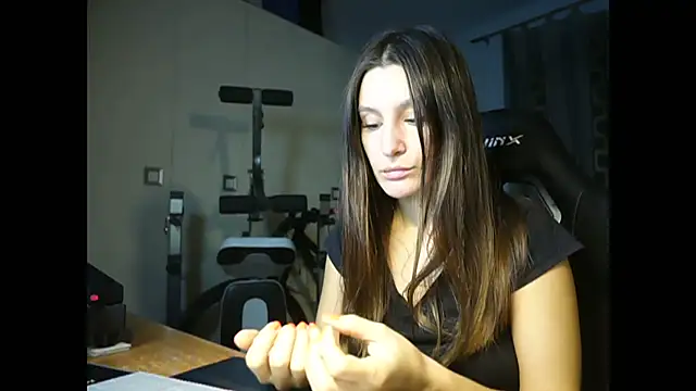 Snapshot of GodlyTheia chatting on December 2024 07:17:01 PM GodlyTheia online show from December 2024 07:17:01 PM