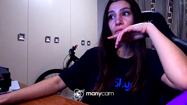 Snapshot of GodlyTheia chatting on January 2025 08:43:01 PM GodlyTheia online show from January 2025 08:43:01 PM