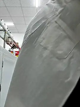 Snapshot of HinaLovely chatting on February 2026 03:22:02 AM HinaLovely online show from February 2026 03:22:02 AM