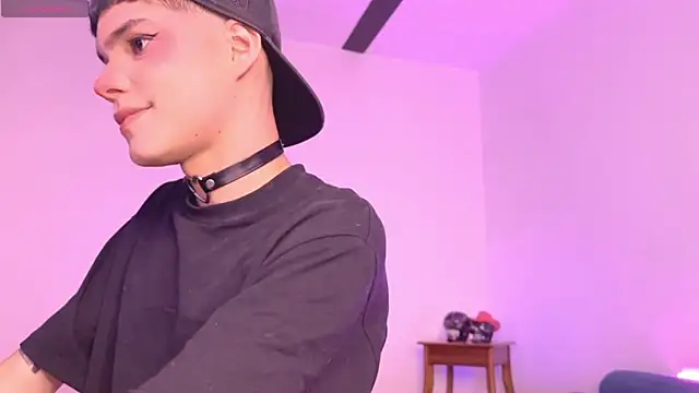 Snapshot of Varya_Ferreira chatting on March 2025 07:19:01 AM Varya Ferreira online show from March 2025 07:19:01 AM