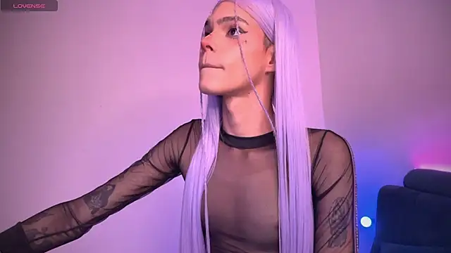 Snapshot of Varya_Ferreira chatting on March 2025 01:56:02 AM Varya Ferreira online show from March 2025 01:56:02 AM