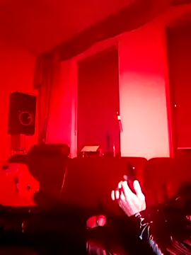 Snapshot of Crystalbitchx chatting on January 2025 04:23:01 AM Crystalbitchx online show from January 2025 04:23:01 AM