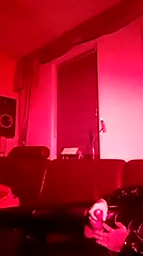 Snapshot of Crystalbitchx chatting on January 2025 03:53:01 AM Crystalbitchx online show from January 2025 03:53:01 AM