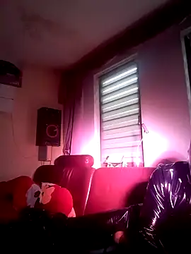 Snapshot of Crystalbitchx chatting on February 2025 07:26:01 AM Crystalbitchx online show from February 2025 07:26:01 AM