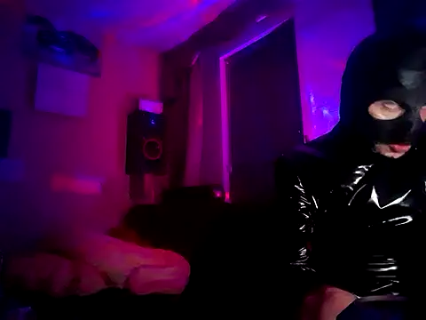 Snapshot of Crystalbitchx chatting on September 2025 10:57:01 PM Crystalbitchx online show from September 2025 10:57:01 PM