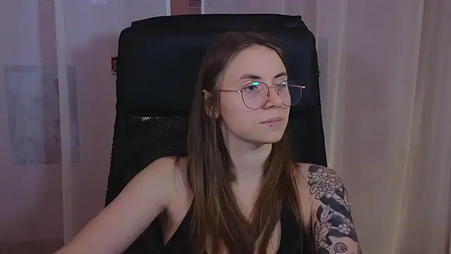  AnnaStark  online show from February 2025 11:34:02 PM