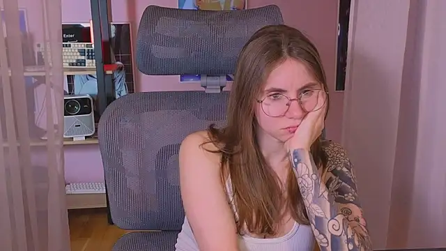  AnnaStark  online show from May 2026 08:01:01 AM