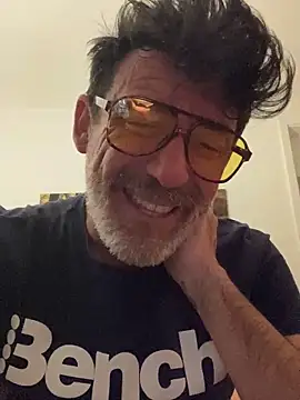 maxximere online show from April 2026 12:05:02 AM